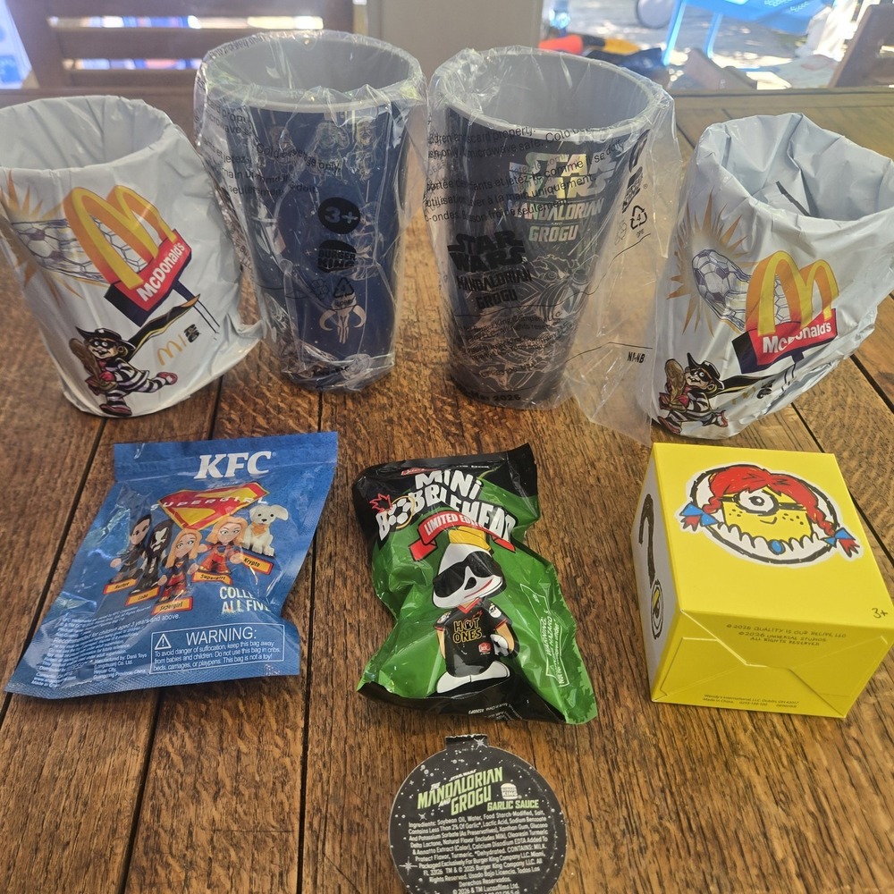 Fast Food Blind Boxes Promo Items Fifa World Cup McDonalds Kfc Burger King Wendy